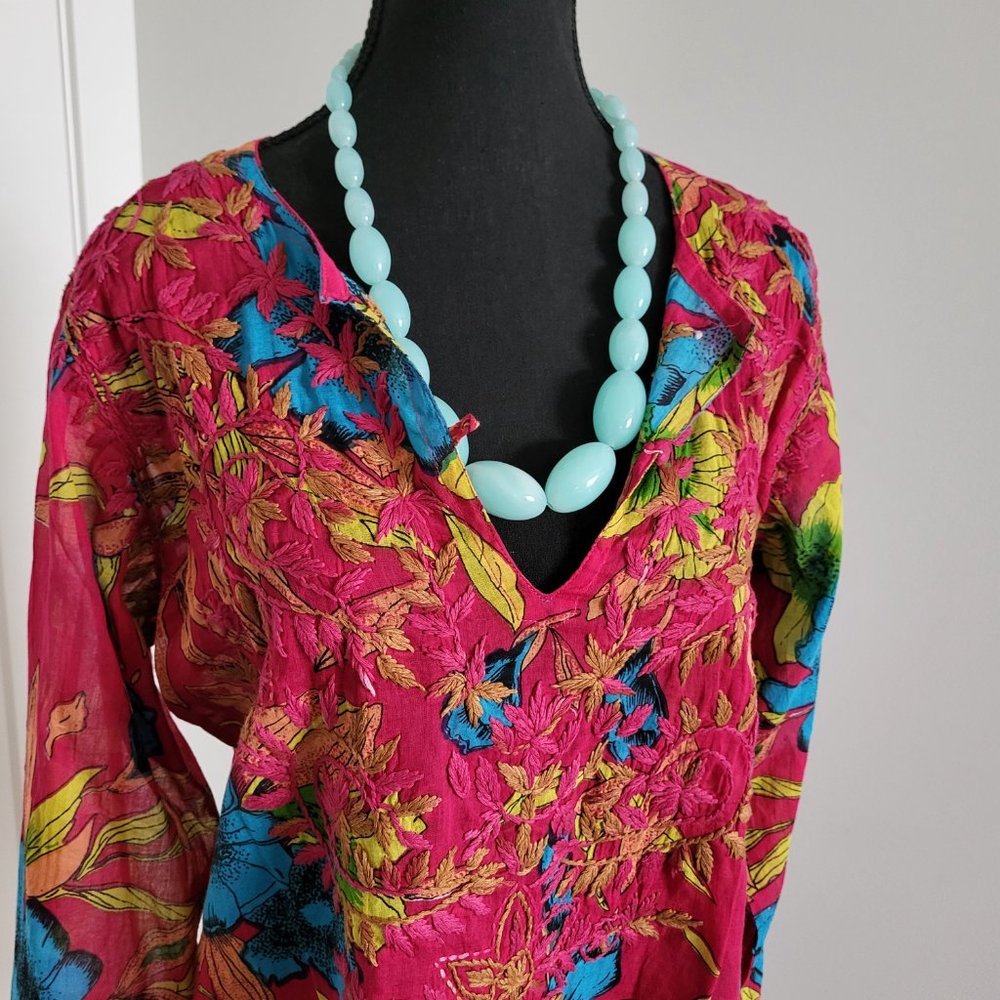 Red patterned cover up - Picture 2 of 3